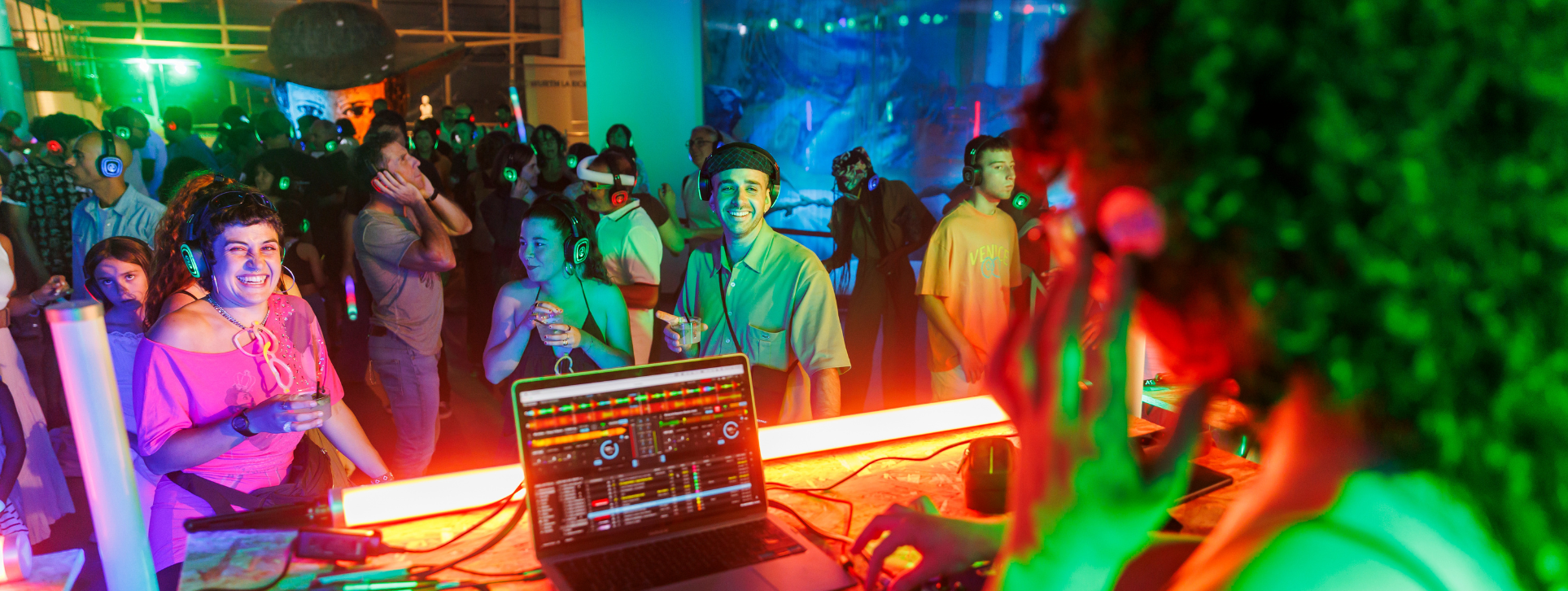 Slider_SILENT DISCO (1)